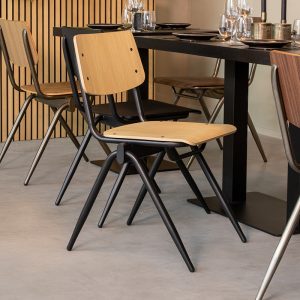 LABEL51 Eetkamerstoel Solid - Naturel - Hout - Zwart Metalen Frame